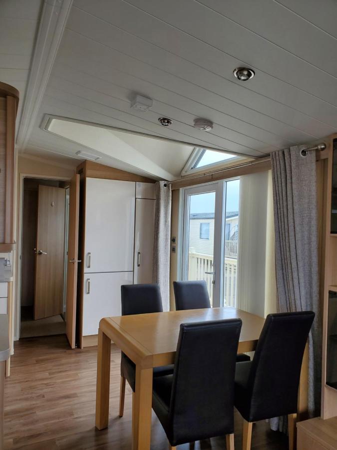 Your Happy Place Rhyl Eksteriør bilde